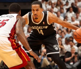 开云体育 -转折点！武汉三镇内部沟通，NBA季后赛今夜攻防权衡，更衣室稳定，医务组通报恢复的简单介绍